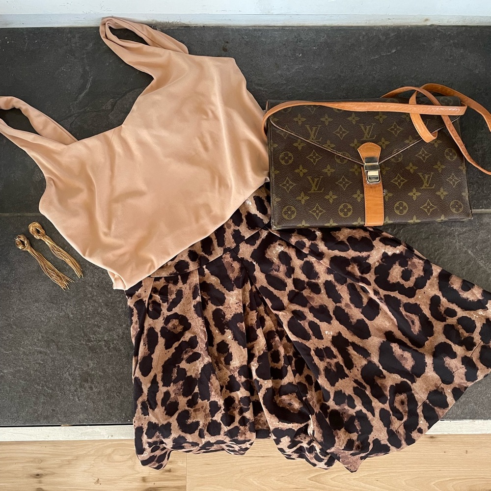 HAYDEN LA Paper Bag Style Leopard Shorts